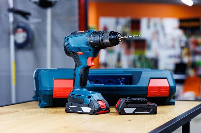 how to use power tools safely